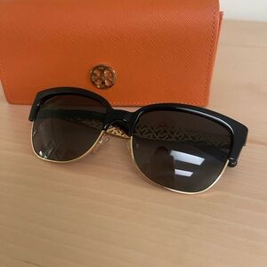 Tory Burch: Classic Black and Gold Sunglasses